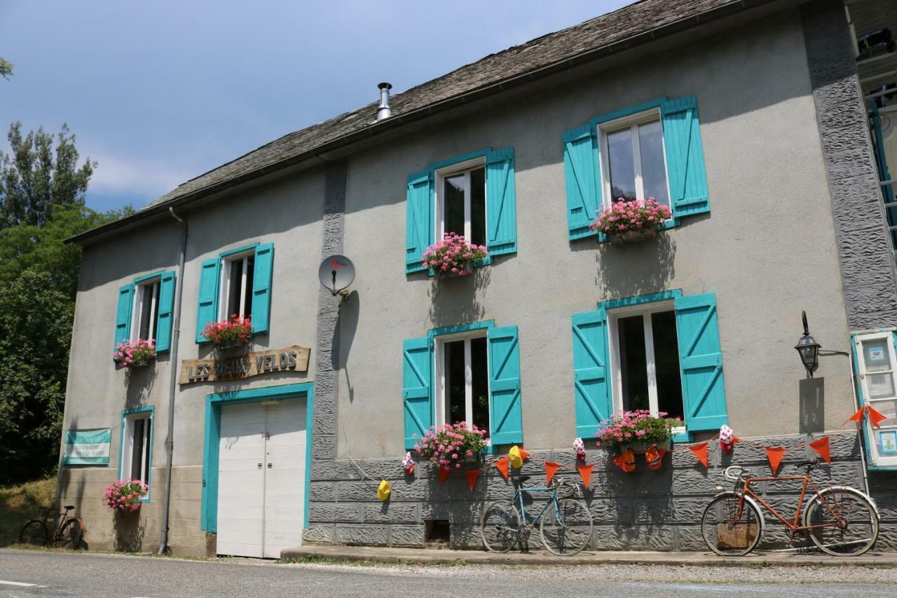 Les Deux Velos Chambres D'Hotes-Table D'Hotes Biert Exterior photo